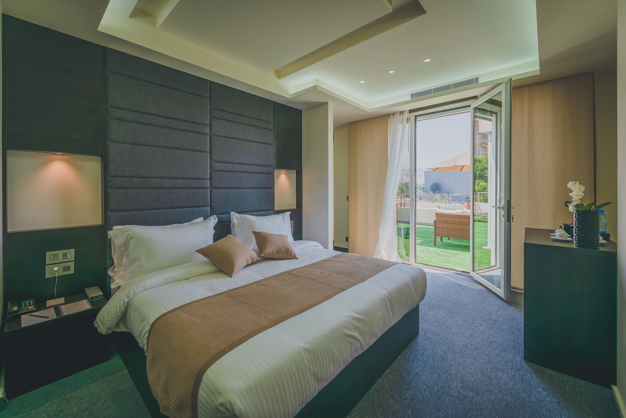 Louis V Hotel Beirut Ngoại thất bức ảnh